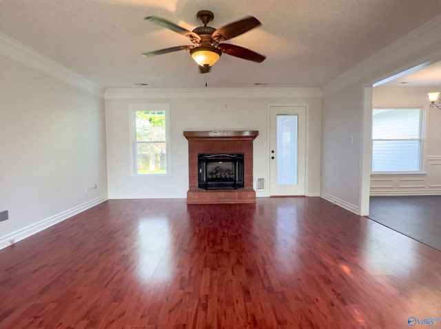 107 Nathan Drive, Owens Cross Roads, AL 35763