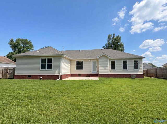 107 Nathan Drive, Owens Cross Roads, AL 35763