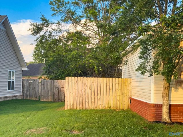107 Nathan Drive, Owens Cross Roads, AL 35763