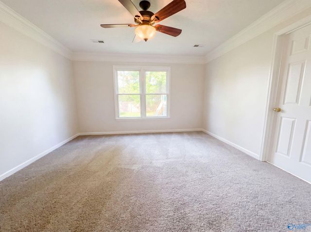 107 Nathan Drive, Owens Cross Roads, AL 35763