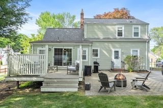45 Ames St, Quincy, MA 02169