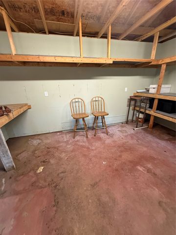 1413 S Canton Avenue, Tulsa, OK 74112