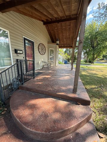 1413 S Canton Avenue, Tulsa, OK 74112