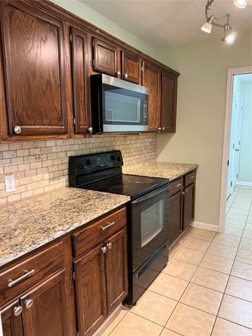 1413 S Canton Avenue, Tulsa, OK 74112