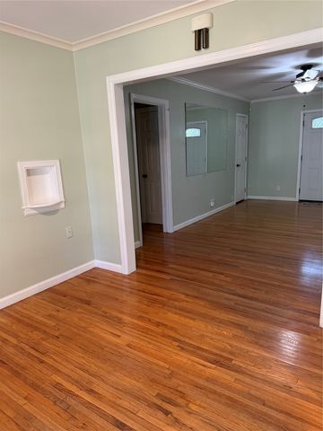 1413 S Canton Avenue, Tulsa, OK 74112
