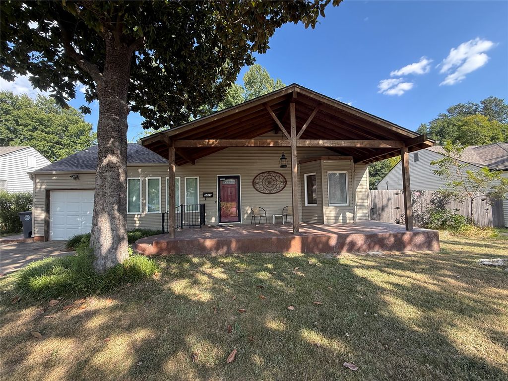 1413 S Canton Avenue, Tulsa, OK 74112