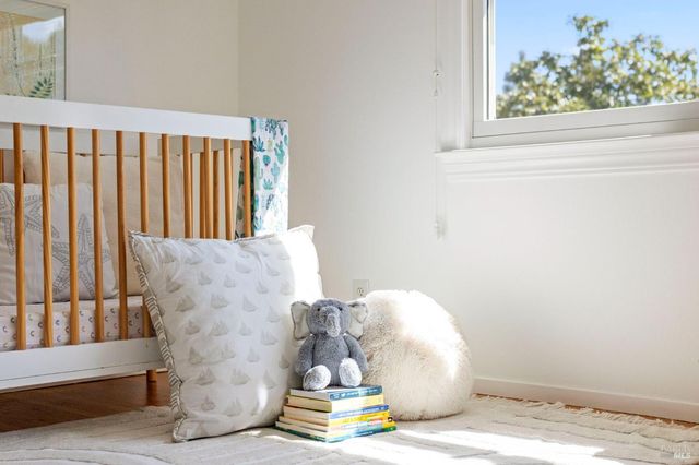 184 Cobblestone Dr, San Rafael, CA 94903