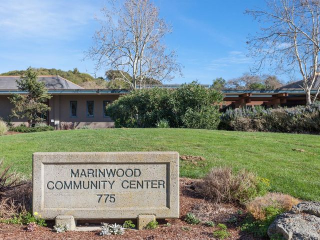 184 Cobblestone Dr, San Rafael, CA 94903