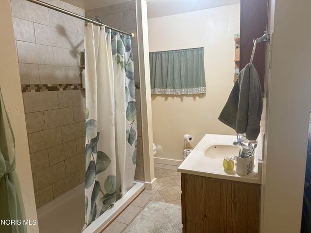 18520 Main Street, Tontogany, OH 43565