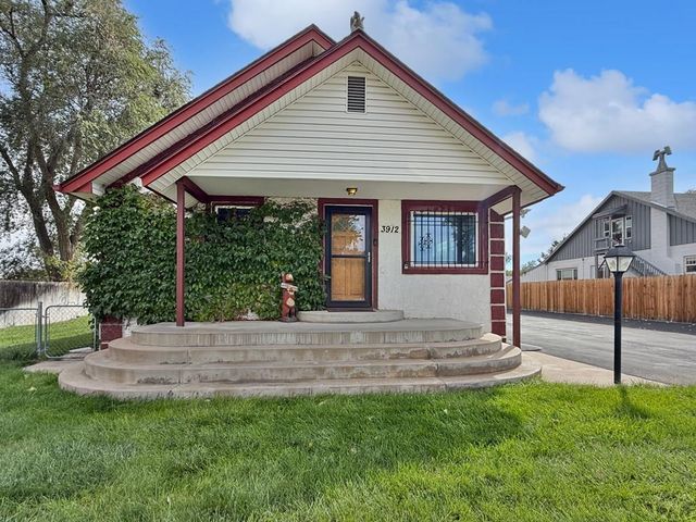 3912 Goodnight Ave, Pueblo, CO 81005