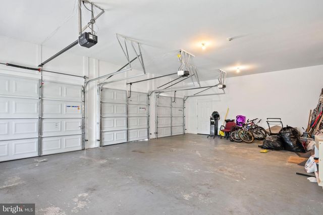 3 HESSIAN BLVD, Reading, PA 19607
