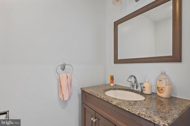 3 HESSIAN BLVD, Reading, PA 19607