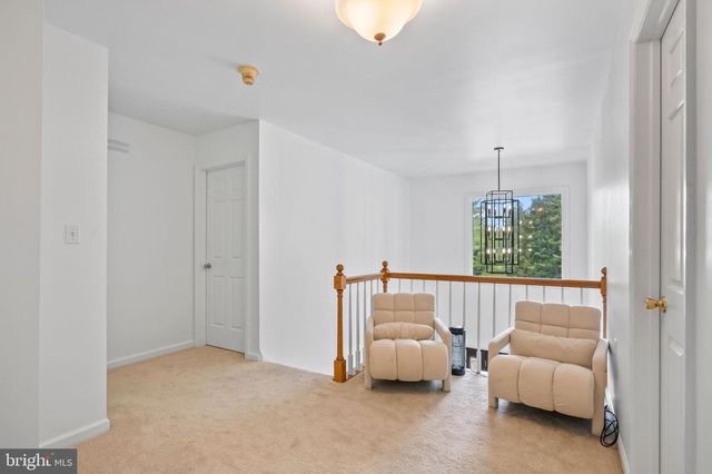 3 HESSIAN BLVD, Reading, PA 19607