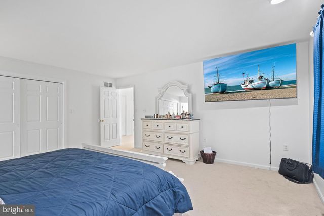 3 HESSIAN BLVD, Reading, PA 19607