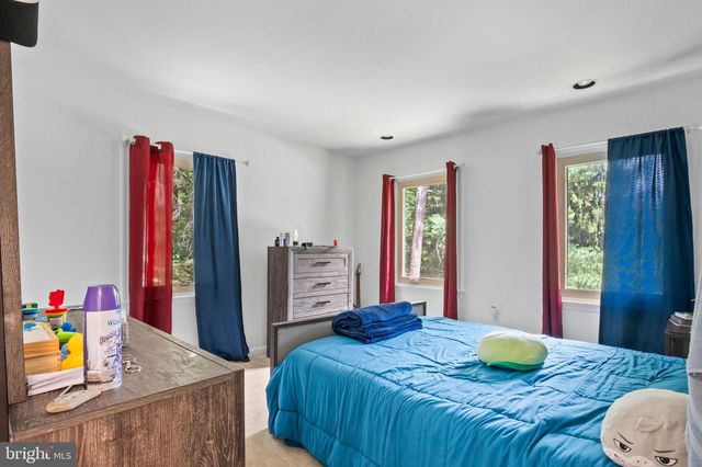 3 HESSIAN BLVD, Reading, PA 19607