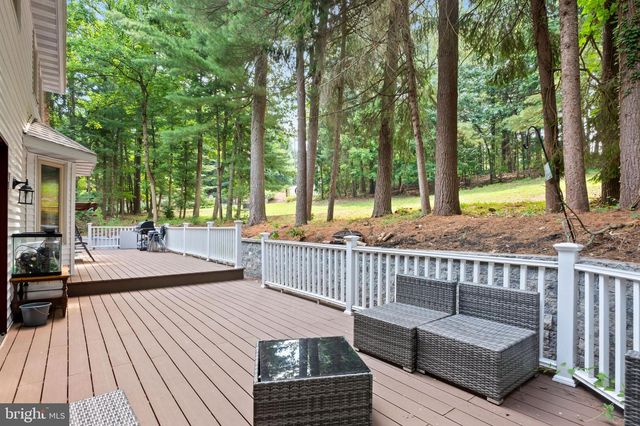 3 HESSIAN BLVD, Reading, PA 19607