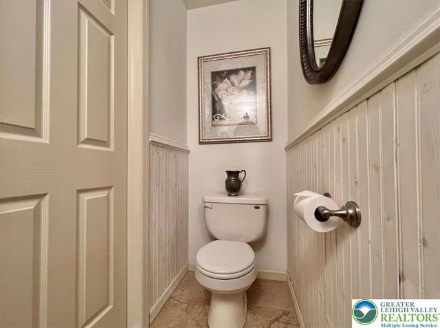 18 Holly Court, Forks Twp, PA 18040
