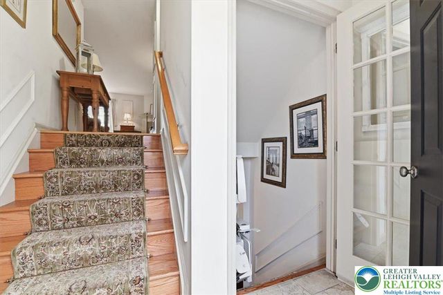 18 Holly Court, Forks Twp, PA 18040