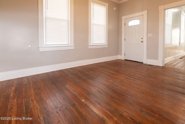 3008 Taylor Blvd, Louisville, KY 40208