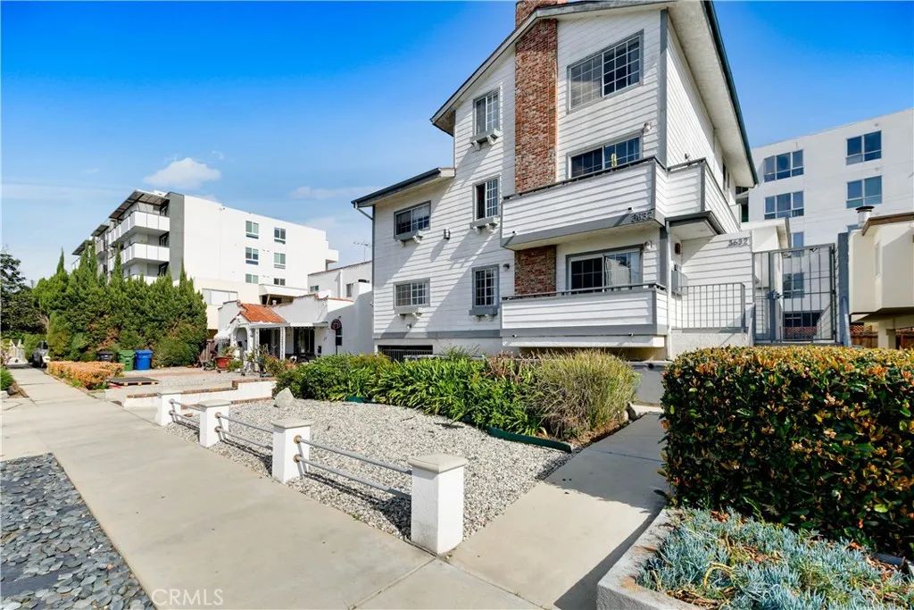 3632 Dunn 1, Los Angeles, CA 90034
