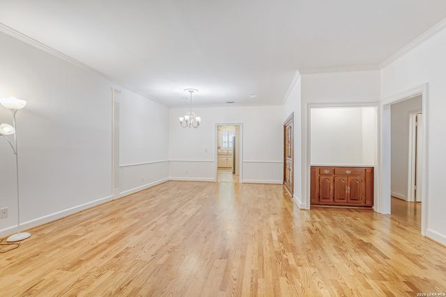 100 W El Prado Dr Apt 111, San Antonio, TX 78212