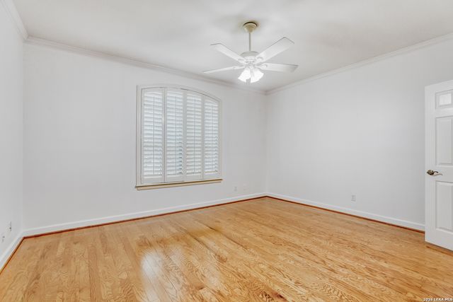 100 W El Prado Dr Apt 111, San Antonio, TX 78212