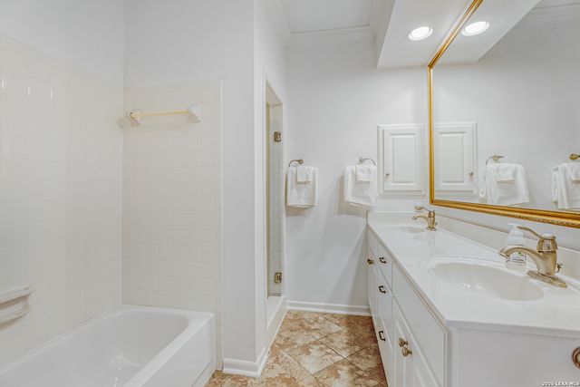 100 W El Prado Dr Apt 111, San Antonio, TX 78212