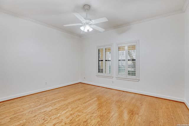 100 W El Prado Dr Apt 111, San Antonio, TX 78212