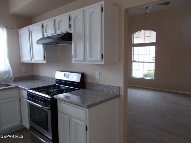 3641 Dominican Street, El Paso, TX 79936