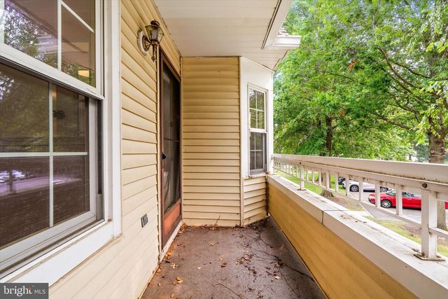 5 MILL RUN WEST, Hightstown, NJ 08520