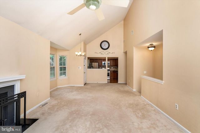 5 MILL RUN WEST, Hightstown, NJ 08520