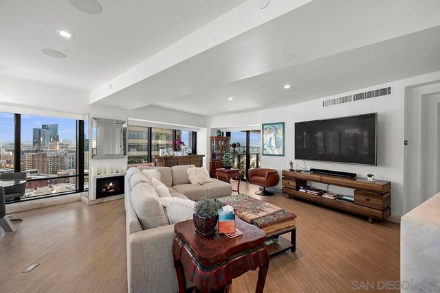 100 Harbor Drive 1706, San Diego, CA 92101