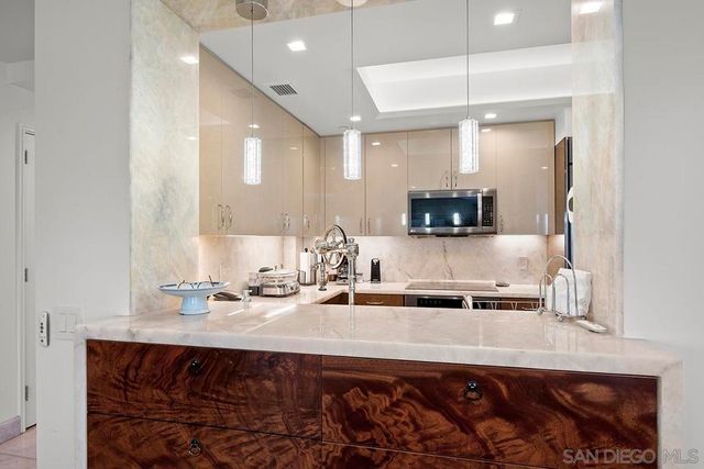 100 Harbor Drive 1706, San Diego, CA 92101