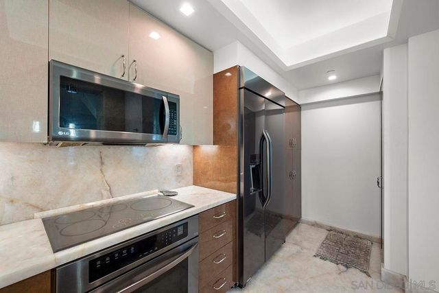 100 Harbor Drive 1706, San Diego, CA 92101