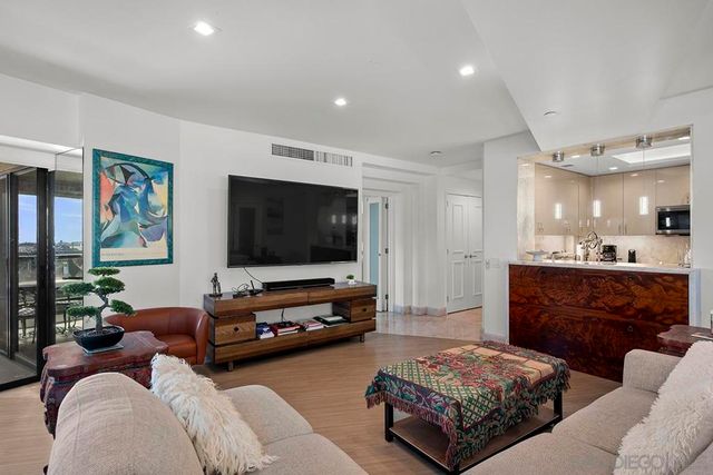 100 Harbor Drive 1706, San Diego, CA 92101