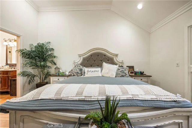 26009 Tourelle, Valencia, CA 91355