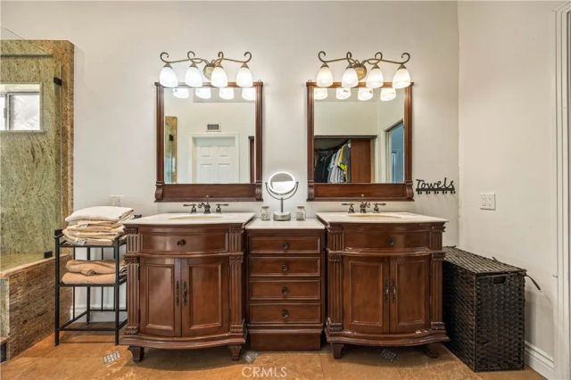 26009 Tourelle, Valencia, CA 91355