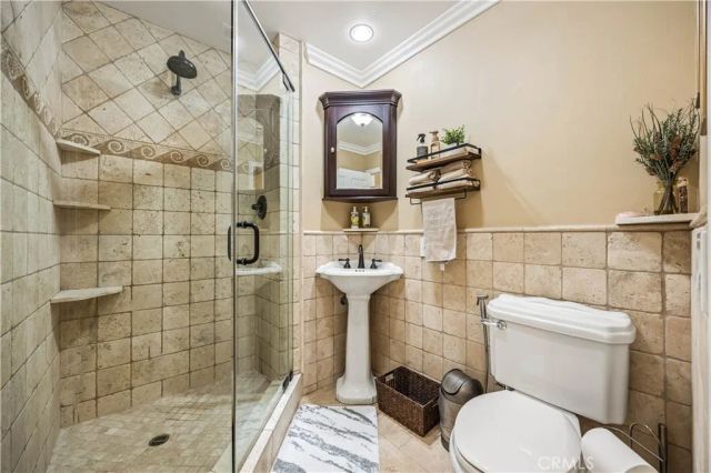 26009 Tourelle, Valencia, CA 91355