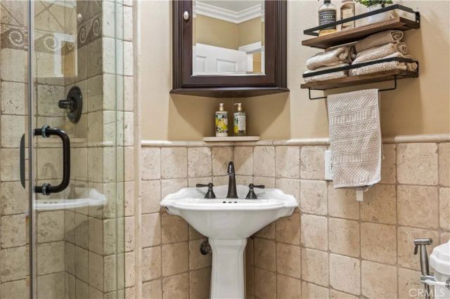 26009 Tourelle, Valencia, CA 91355