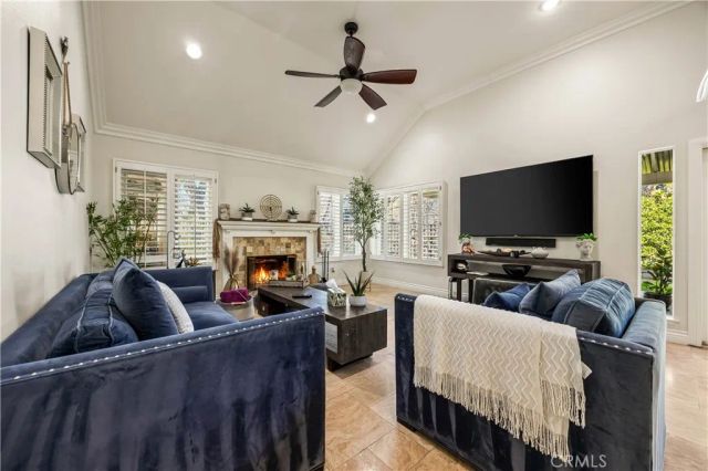 26009 Tourelle, Valencia, CA 91355