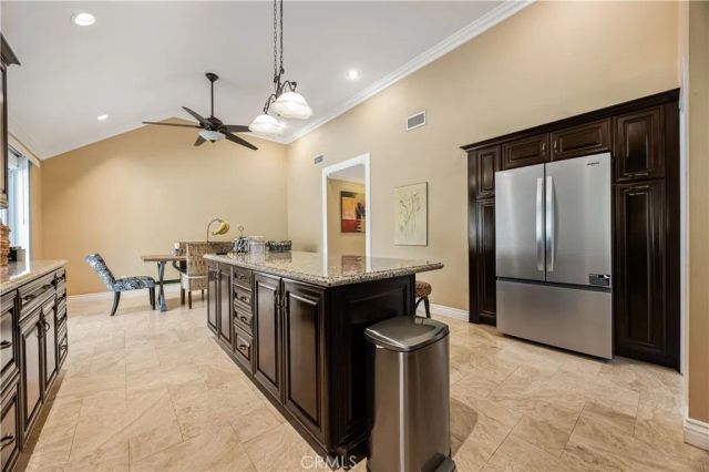 26009 Tourelle, Valencia, CA 91355