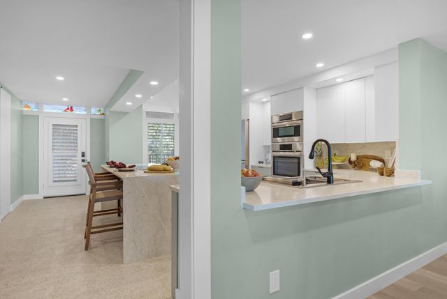 1500 Atlantic Blvd Apt 311, Key West, FL 33040