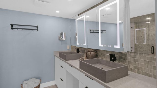 1500 Atlantic Blvd Apt 311, Key West, FL 33040