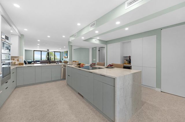 1500 Atlantic Blvd Apt 311, Key West, FL 33040