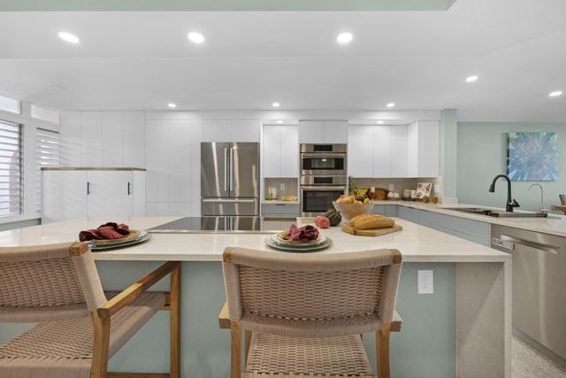 1500 Atlantic Blvd Apt 311, Key West, FL 33040