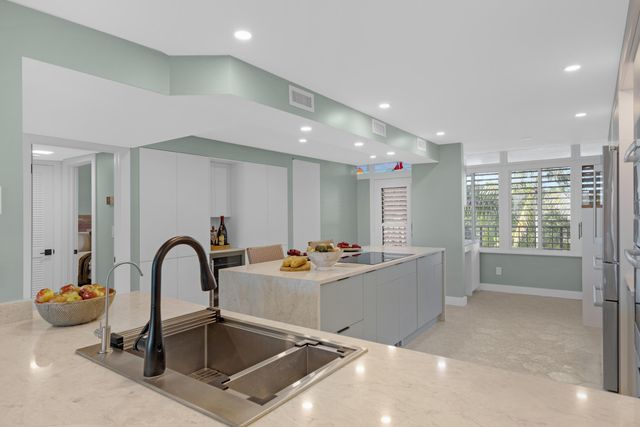 1500 Atlantic Blvd Apt 311, Key West, FL 33040