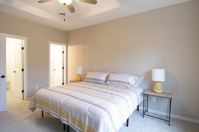 870 Bucknell Lane SE, Stewartville, MN 55976