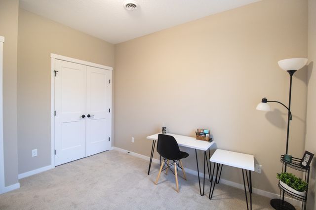 870 Bucknell Lane SE, Stewartville, MN 55976