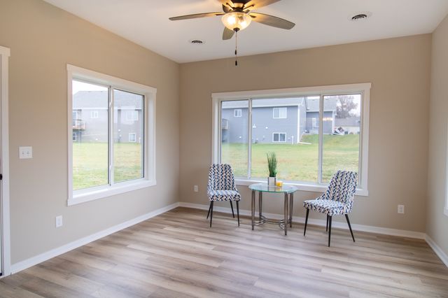 870 Bucknell Lane SE, Stewartville, MN 55976