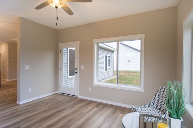 870 Bucknell Lane SE, Stewartville, MN 55976